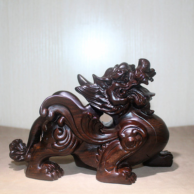 黑檀木雕带翅膀貔貅摆件 招财镇宅居家摆件 红木工艺送礼佳品