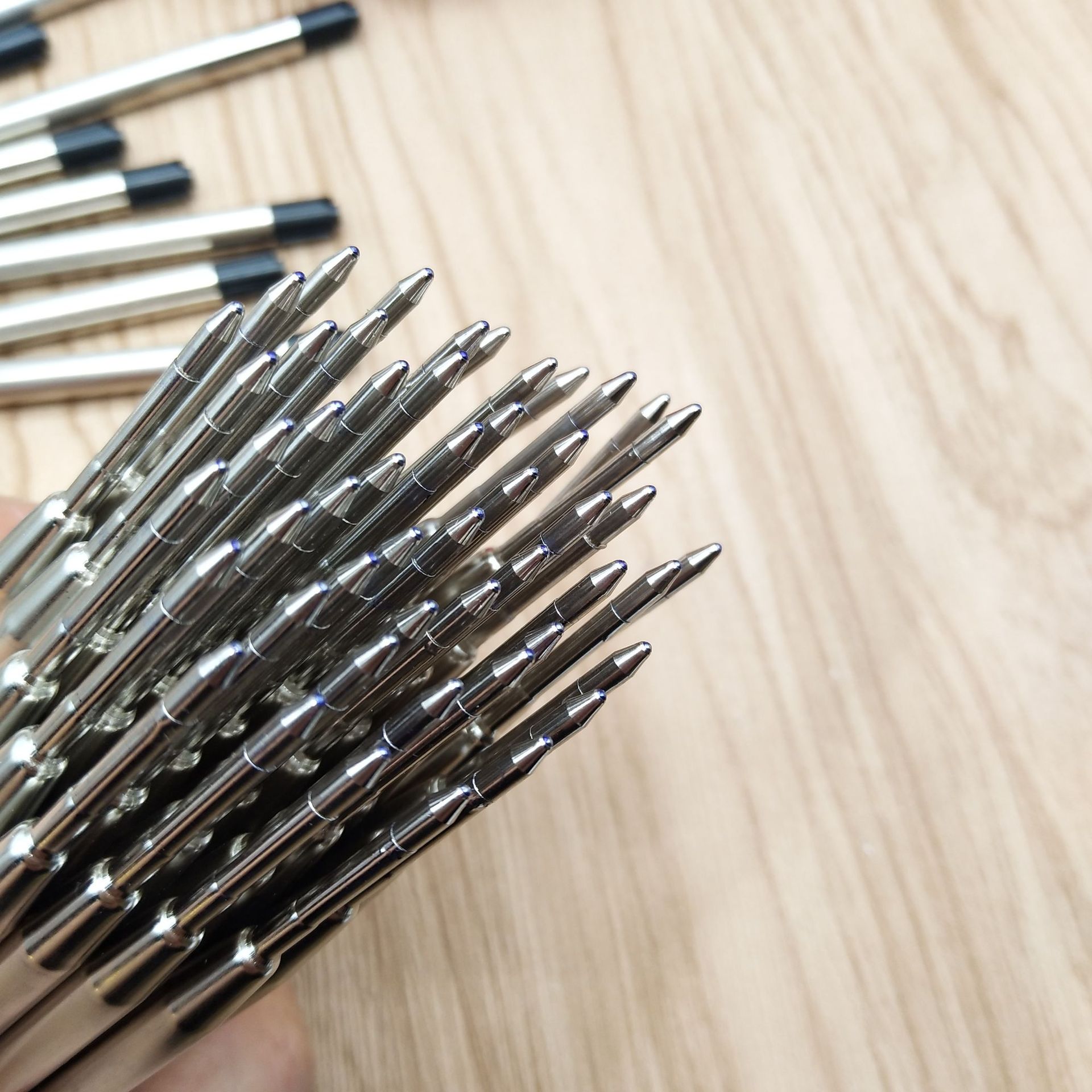 424笔芯 金属替换芯 现货 环保油墨圆珠笔笔芯 厂家批发直销