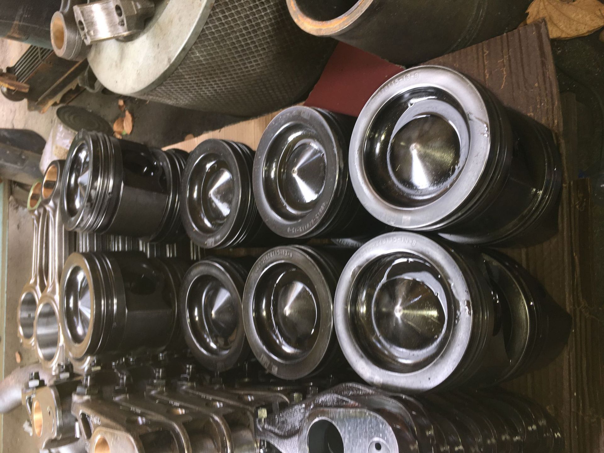 美国卡特彼勒c18拆车件发动机活塞40815-070115-13-b