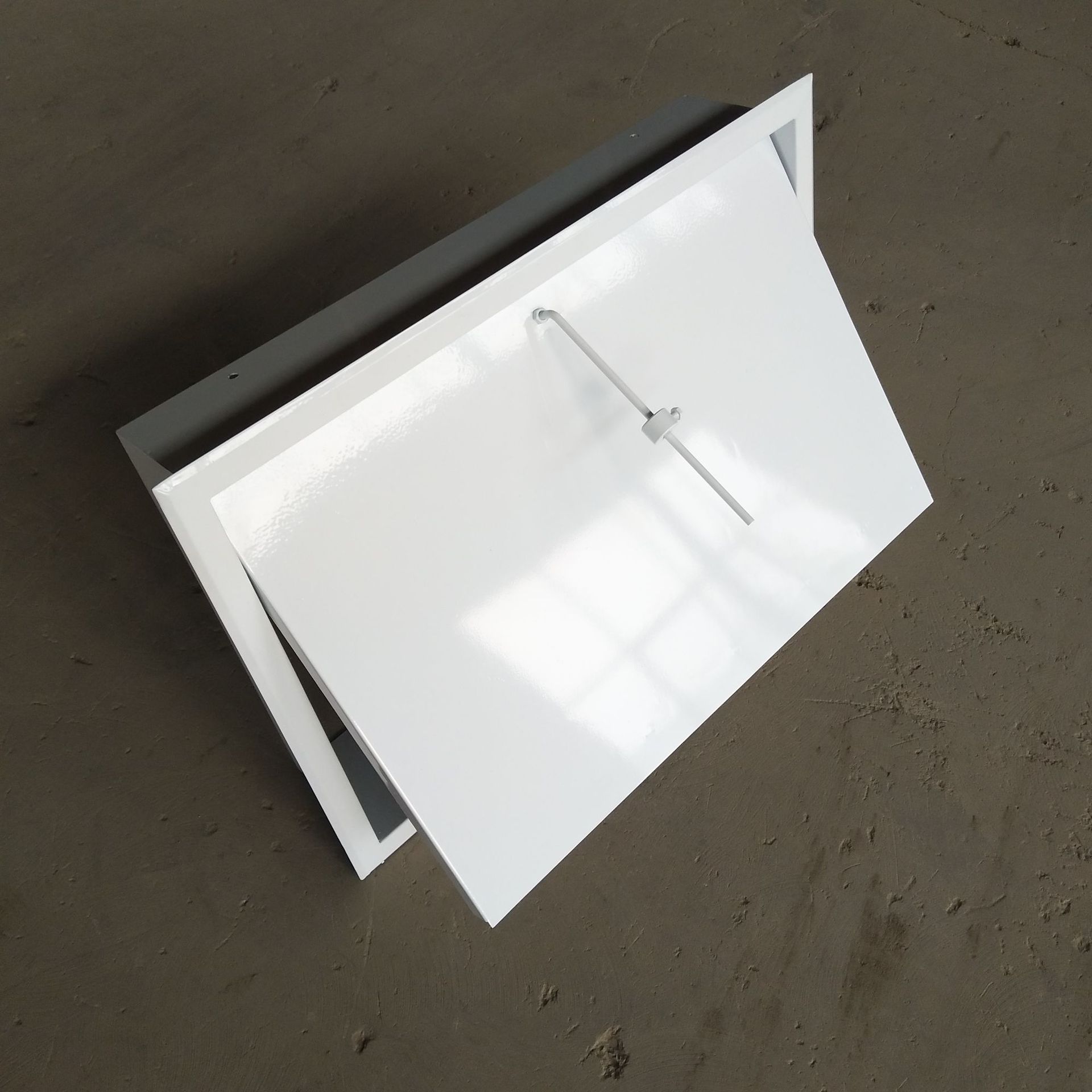 厂家销售 镀锌钢板余压阀 板式排烟口 颜色自选 欢迎订购