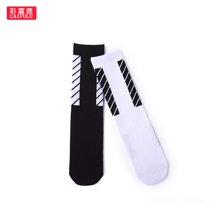 Customized 2022 Popular Models Athletic Socks European and American Fashion Brand Skate Socks Ow Street Hip-Hop Stockings Cotton Men and Women