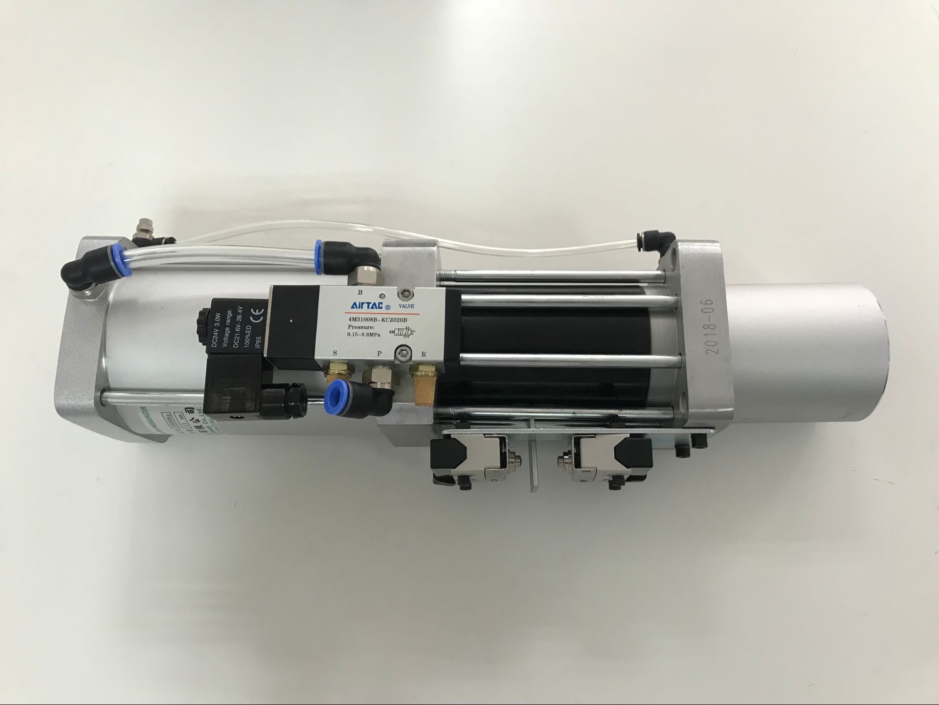 台湾台信主轴打刀缸 3.5t*13l增压缸