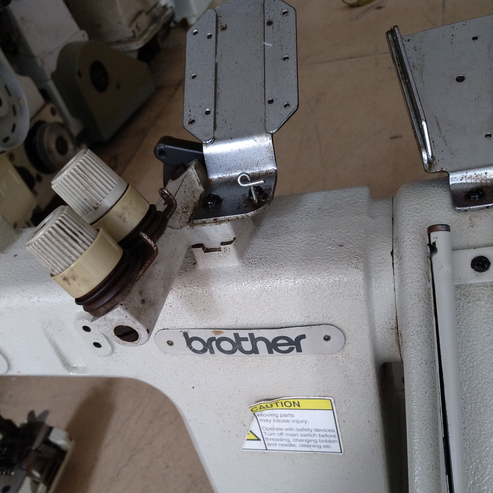 原装兄弟927衬衫祖奇双针曲腕缝纫厚料雨衣牛仔裤拼缝二手曲臂机