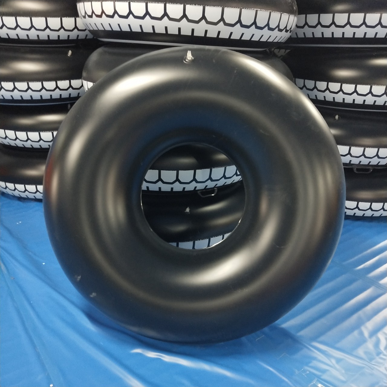 充气轮胎游泳圈成人加厚救生圈带手把泳圈广告展示车轮胎浮圈定制