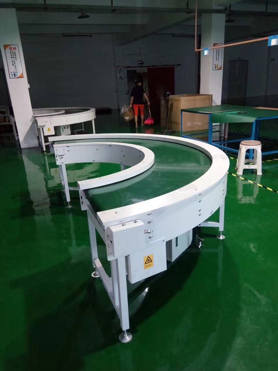 产品介绍      吉卡实业厂家直销,专业供应流水线,输送线,皮带线,单