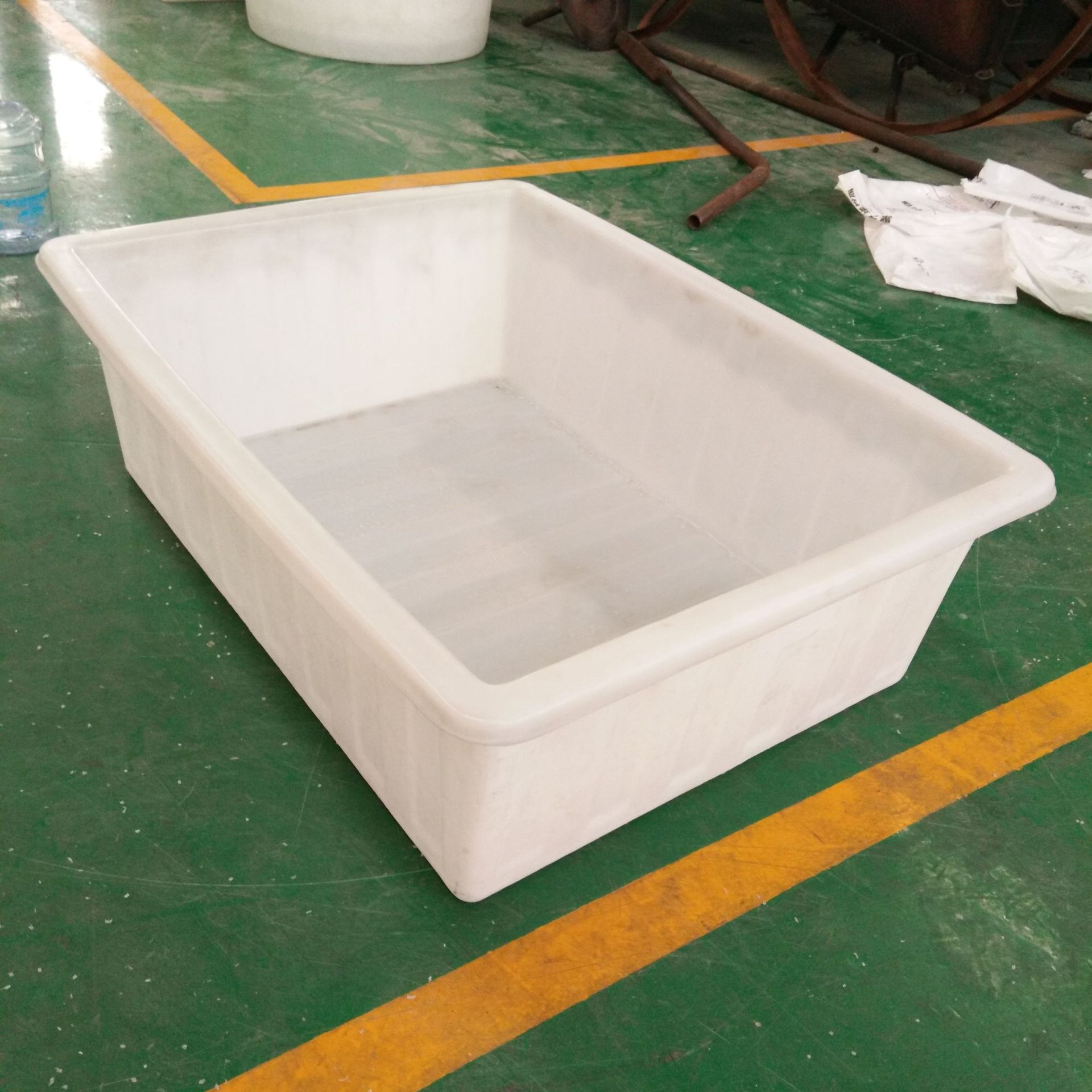 东莞700l塑料方桶长方形牛筋胶桶塑料布草车方箱塑胶方桶塑料鱼池