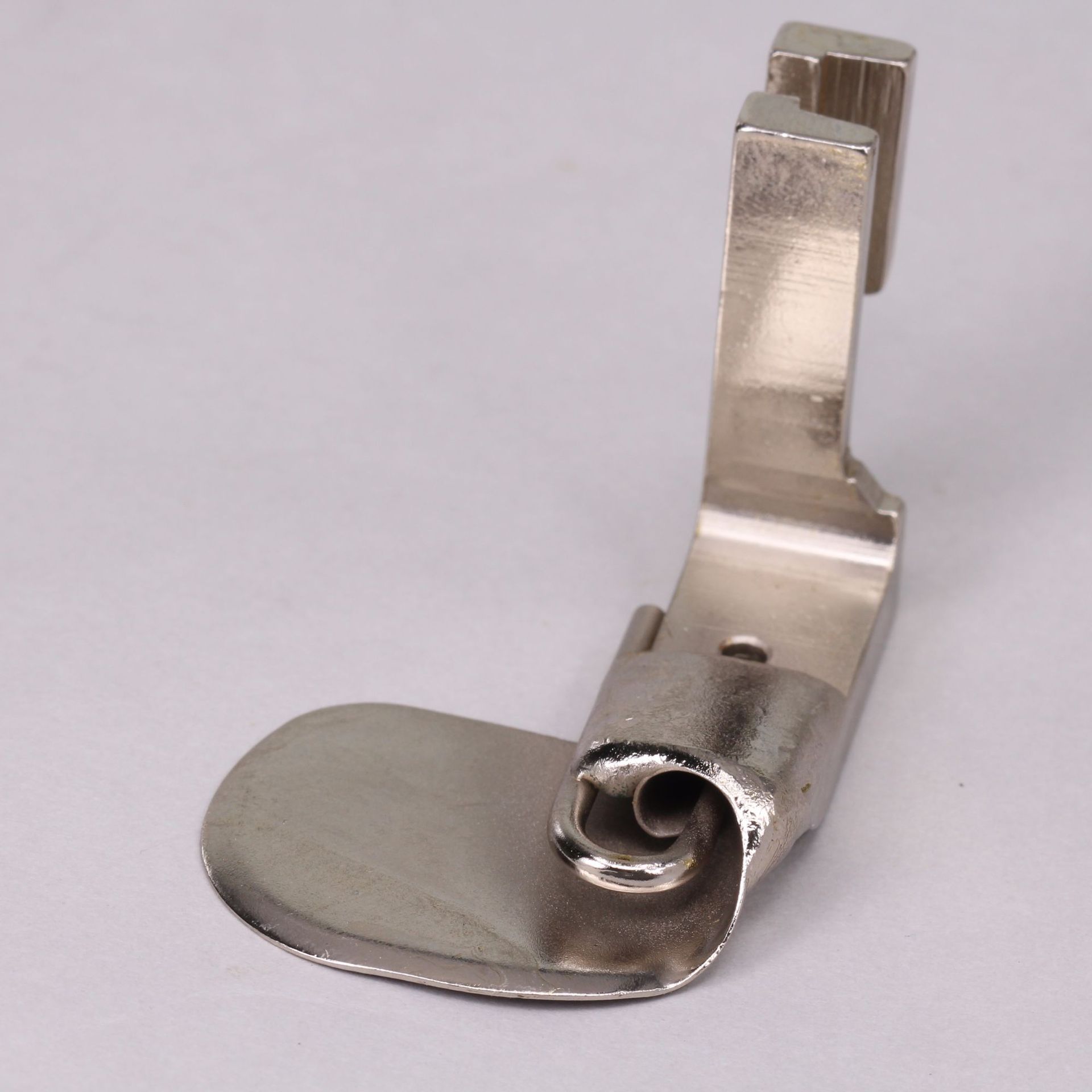 工业用单针平车薄料台湾厂卷边压脚490360 1/16 1/8 3/16 1/4