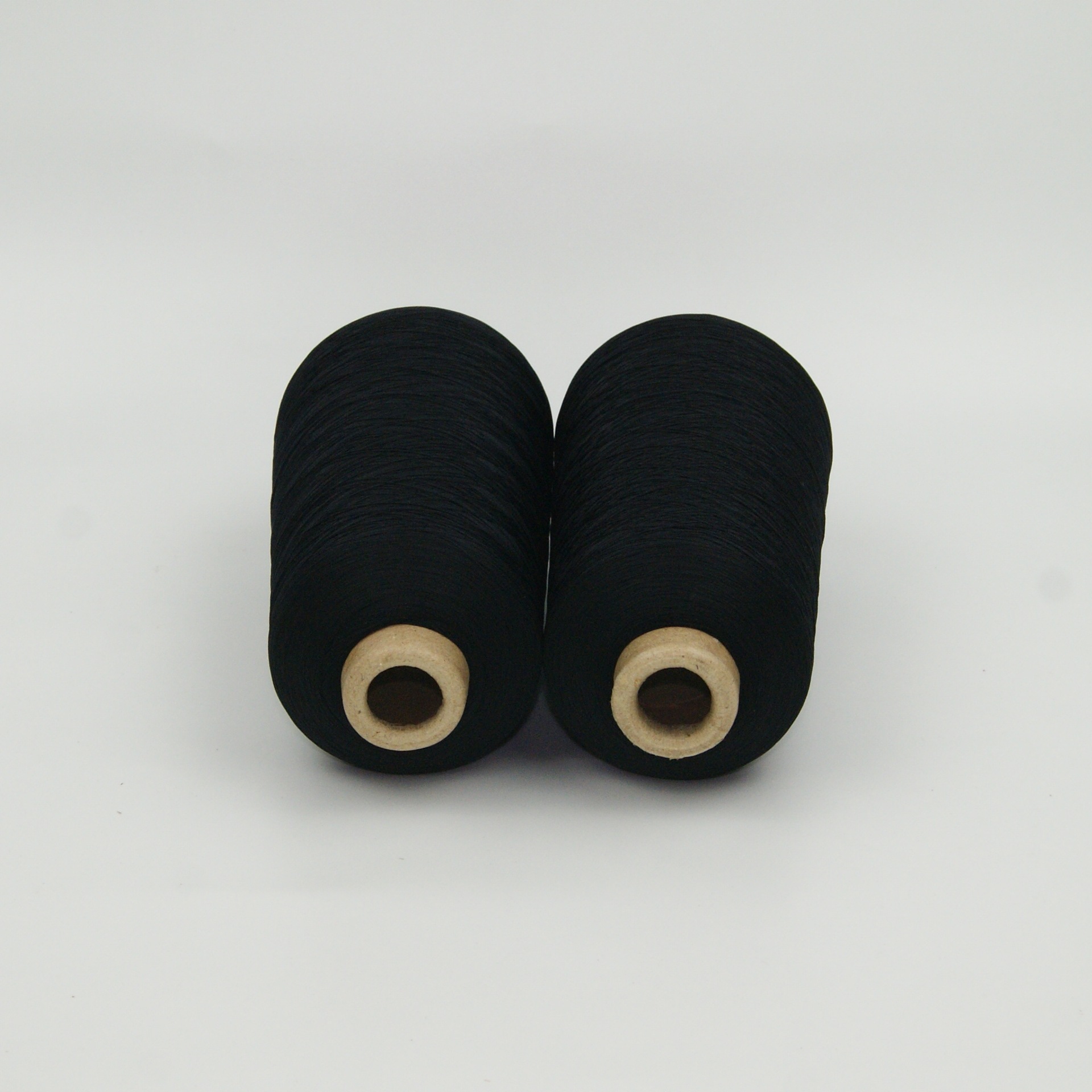 厂家供应优质尼龙弹力丝黑色100d/2服装锁边线高弹丝缝纫线可定制