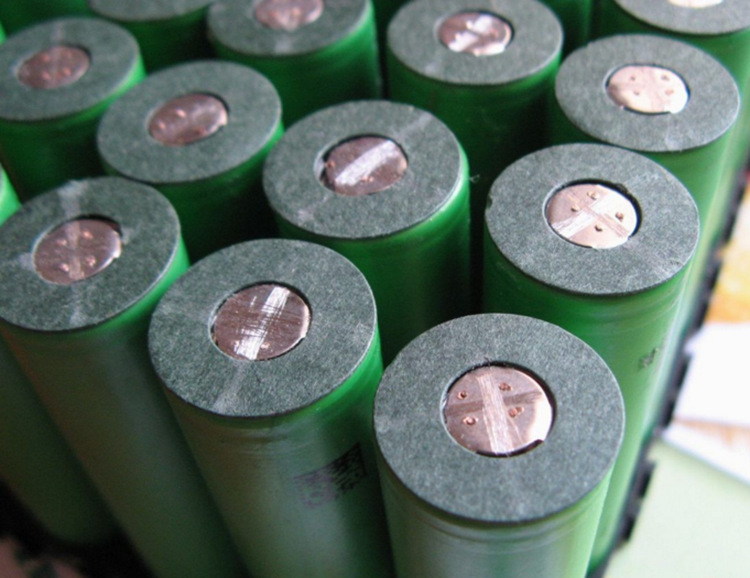 锂电池青稞纸 耐高温覆膜青壳纸绝缘片 18650电池绝缘垫片