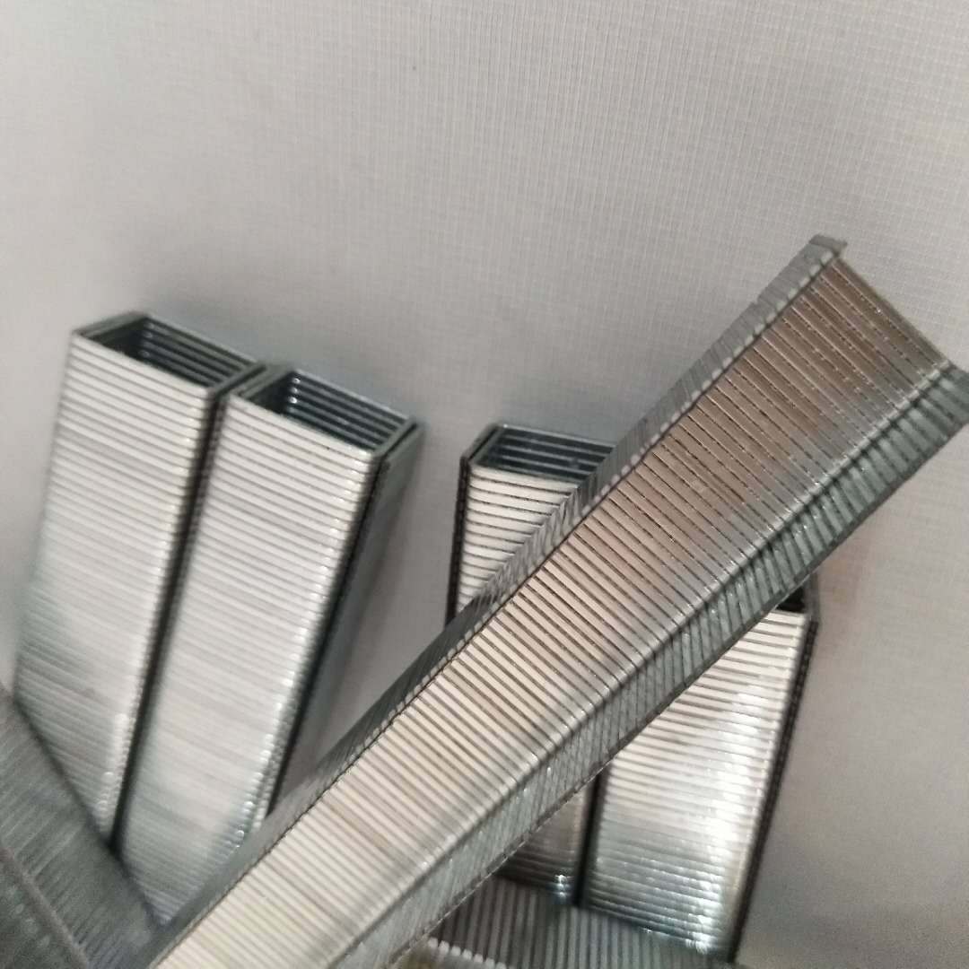 工厂直销加硬1010f1010f不卡枪不修枪品质保证家具装潢用u型码钉