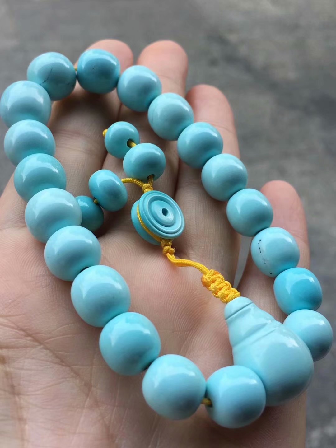 如心珠宝湖北原矿高瓷919果冻料绿松石老型手串单圈手链产地价格