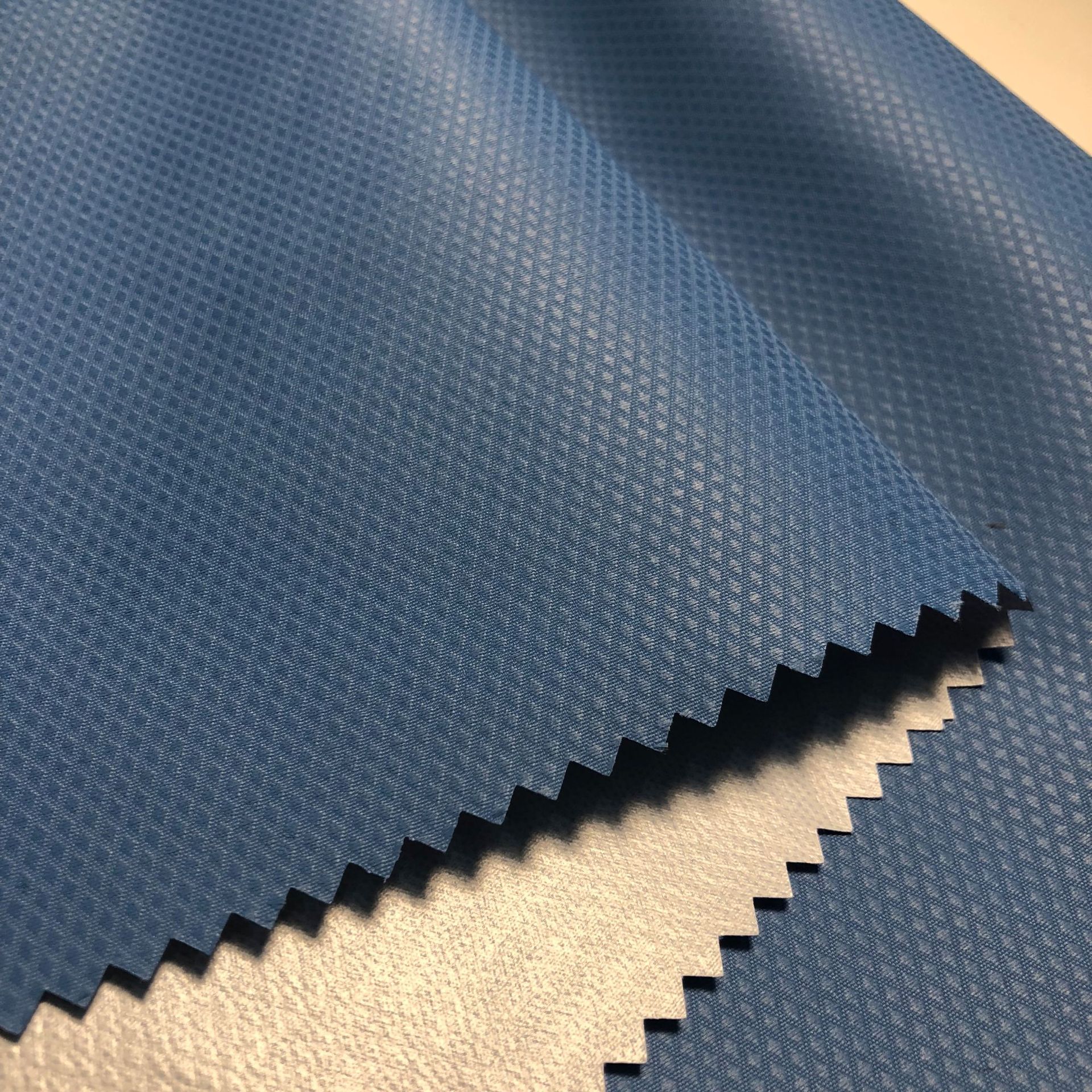 75d双层钻石提花春亚纺 防水透气透湿 户外夹克面料