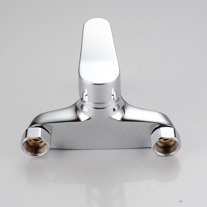 君御铜飞翔三联增压节水浴缸龙头 简易花洒三件套装 加厚混水阀