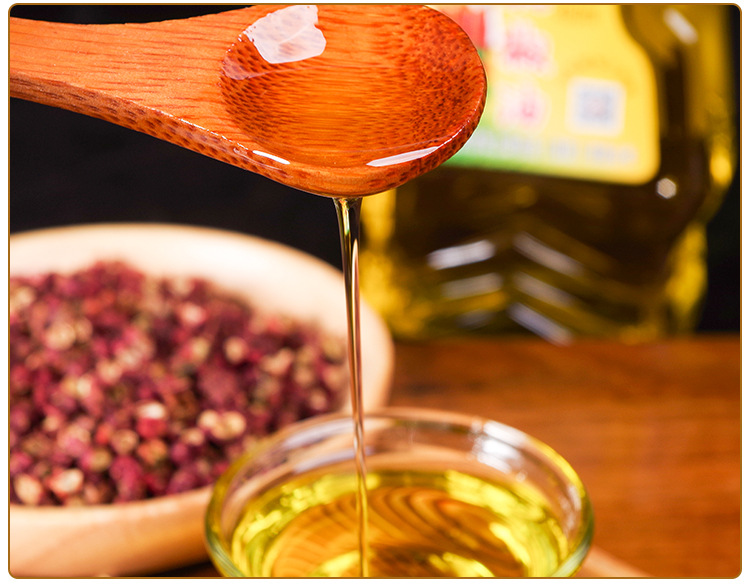 树上鲜餐厨花椒油2.45l麻油餐饮调料油凉拌调味烹饪火锅食用油