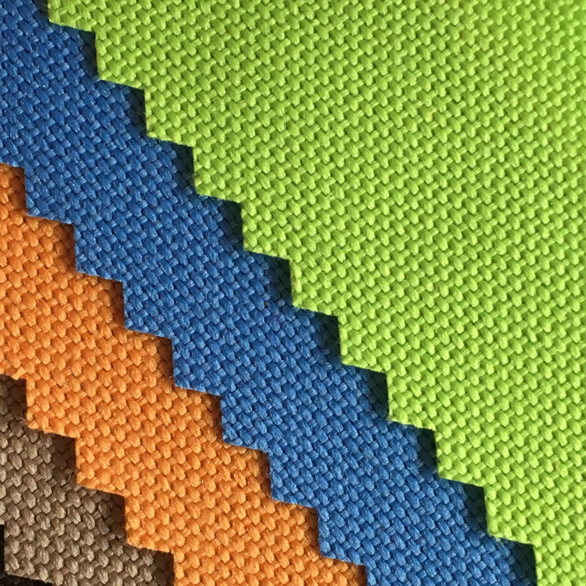 厂家直销900dpu牛津布9*6箱包手袋户外用品面料抗拉耐磨型功能料