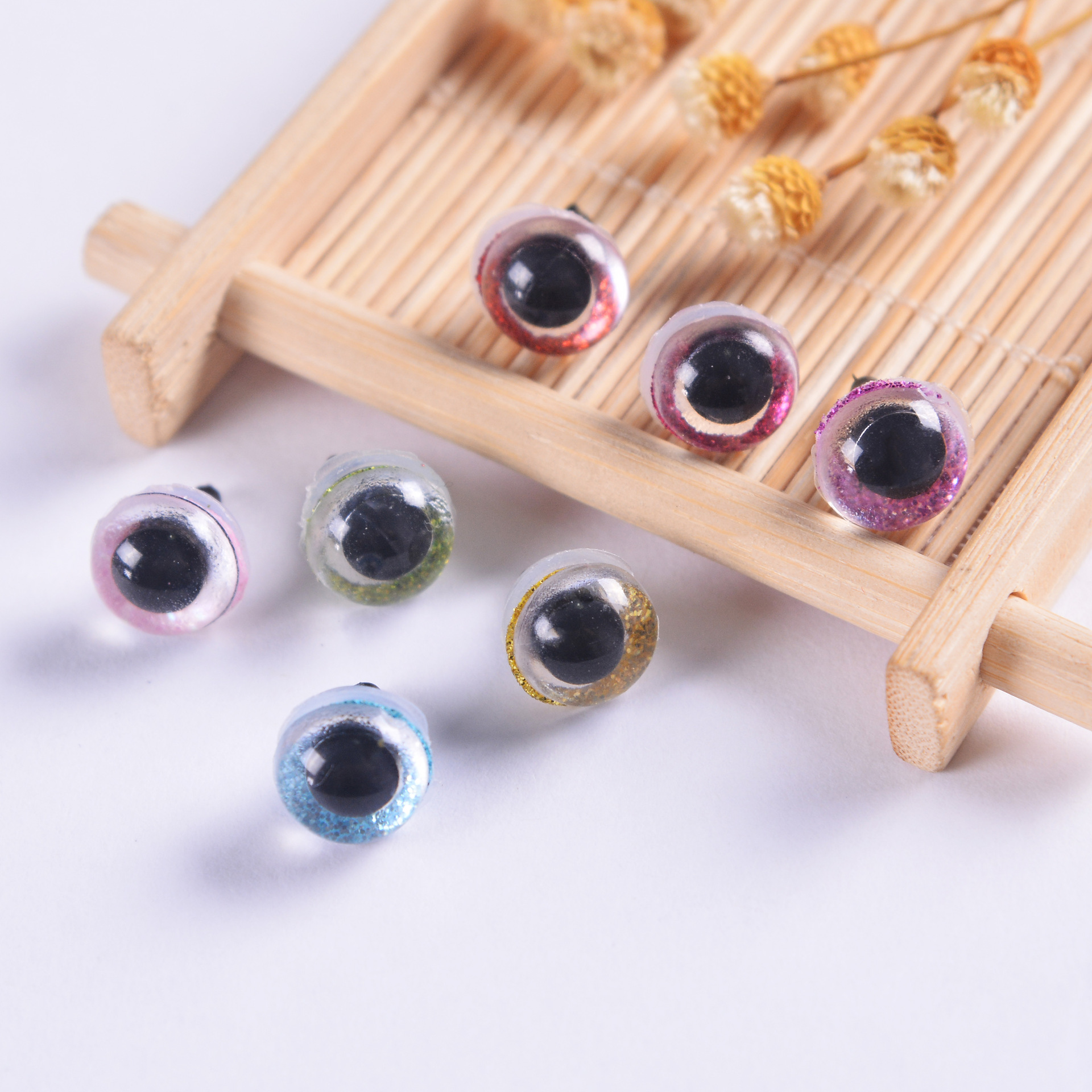 亚马逊跨境 毛绒玩具塑料眼睛配件 公仔螺纹眼10mm闪光眼梅花盒装