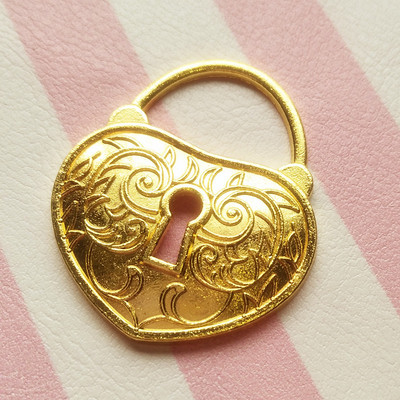 2936爱心锁金色合金饰品配件 娃配粘土滴胶diy金属材料 厂家