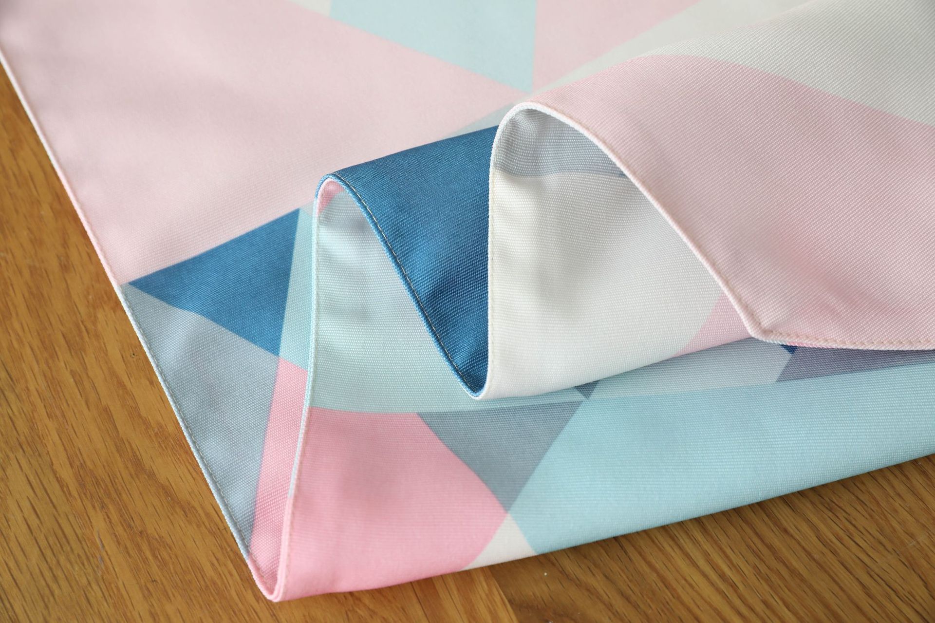 北欧几何餐桌桌旗现代简约时尚茶几旗餐旗布长条桌布餐垫采购价格