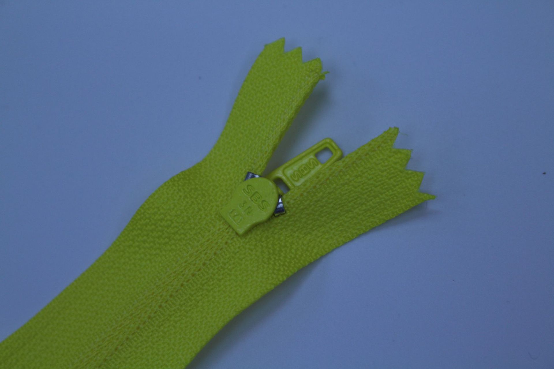 sbs3号尼龙闭尾门襟平拉链勿尾西裤拉链厂家定制批发18cm20cm现货