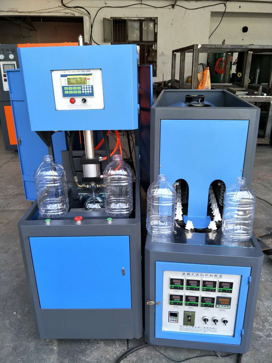 本诚定制半自动一出一食用油瓶5升塑料瓶吹瓶机