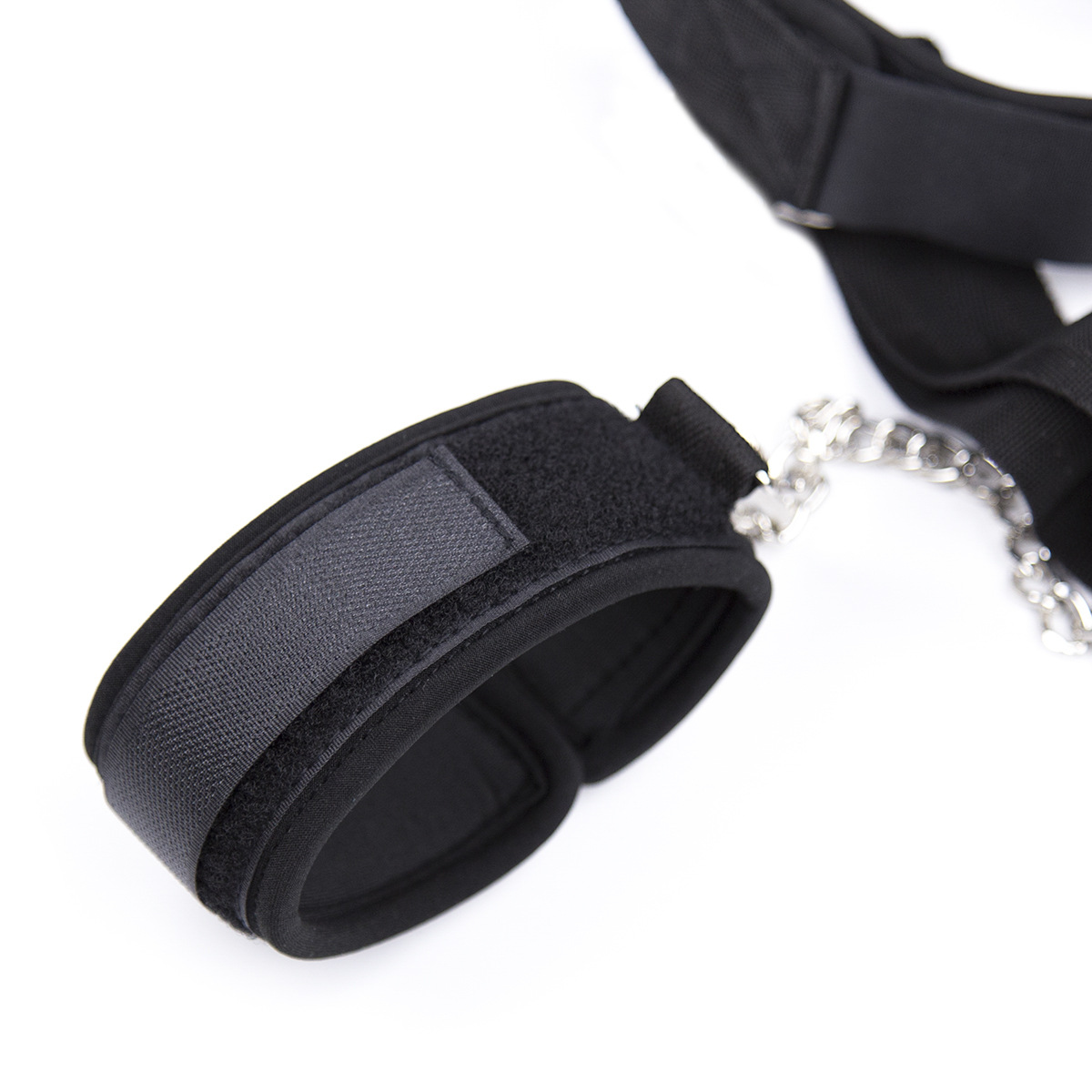 情趣用品性用品批发市场成人情趣另类玩具手铐反背铐口塞口咖口球