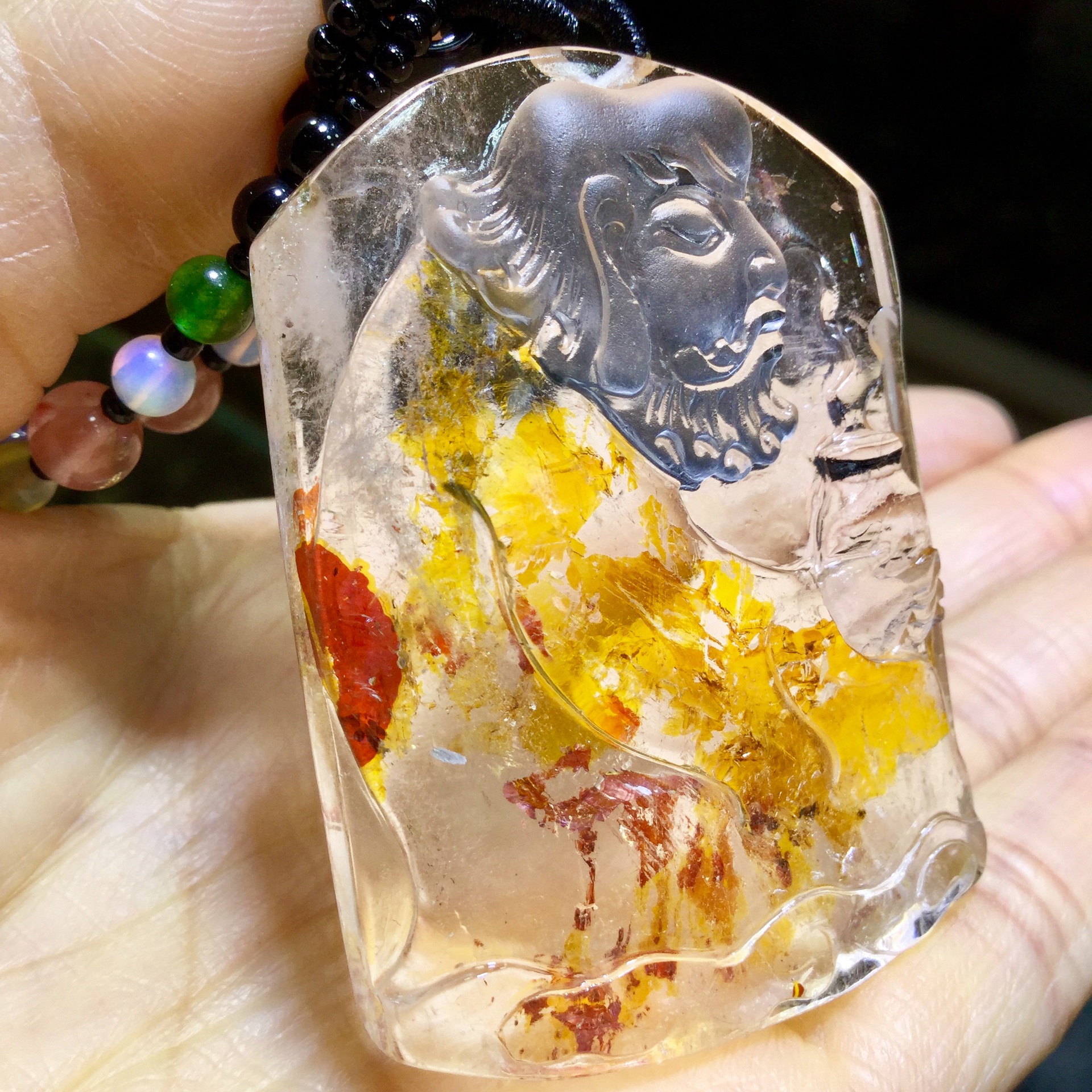 东海水晶 天然俏色达摩祖师黄胶花红胶花吊坠