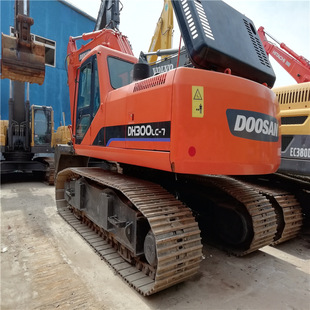 二手300斗山挖掘机 斗山300钩机全国包邮