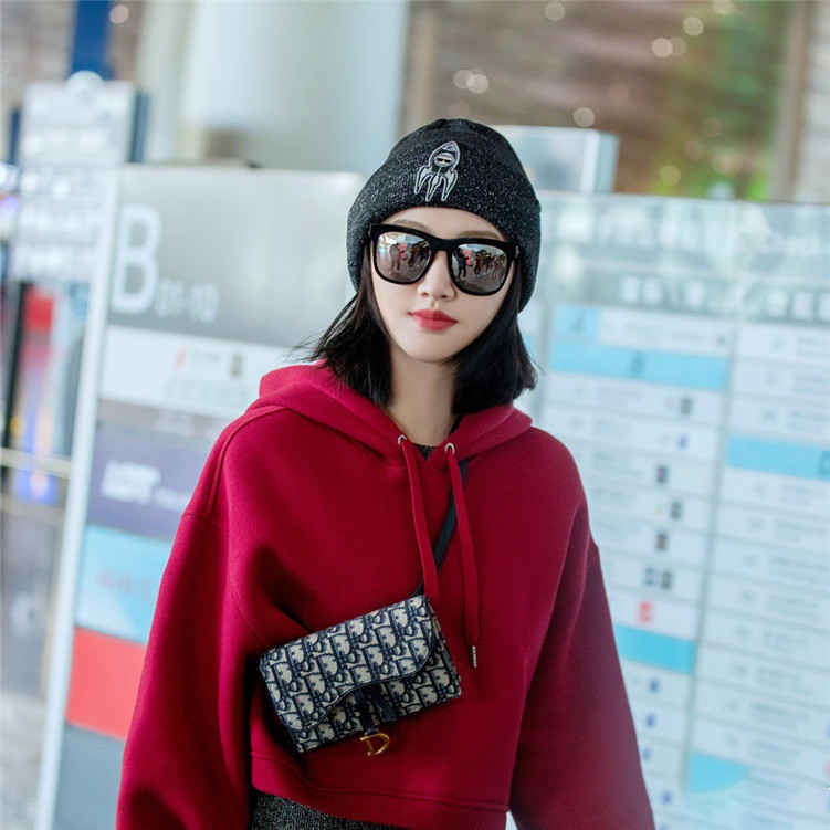 景甜明星同款短款连帽卫衣女装2021春秋冬宽松显瘦时尚上衣