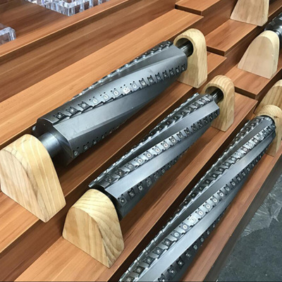 厂家直销航空专用铝材舍弃式螺旋刀轴 木工压刨机螺旋平刀批发