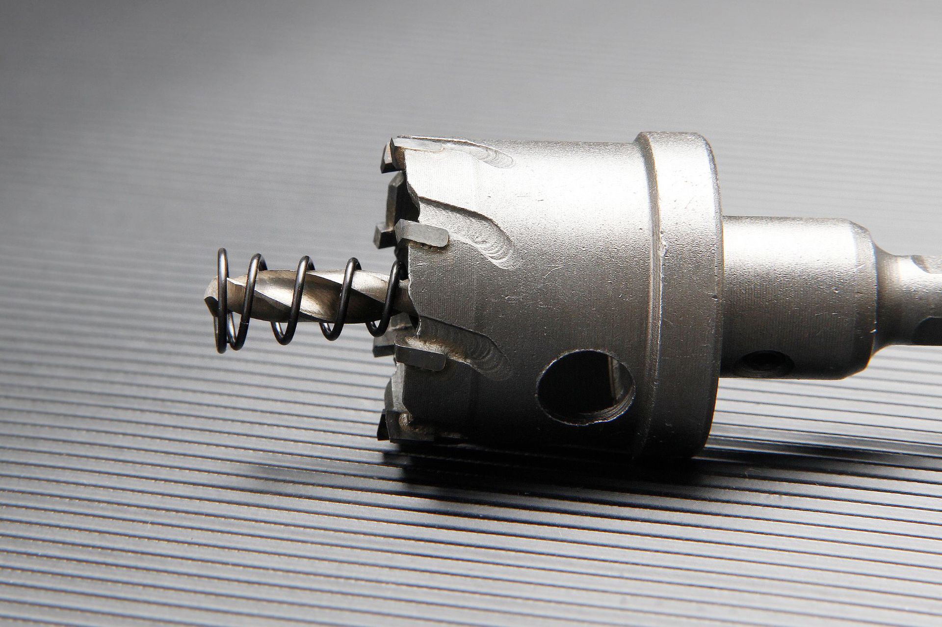 厚铁板专用合金钻头扩孔打孔开口器合金双台阶开孔器