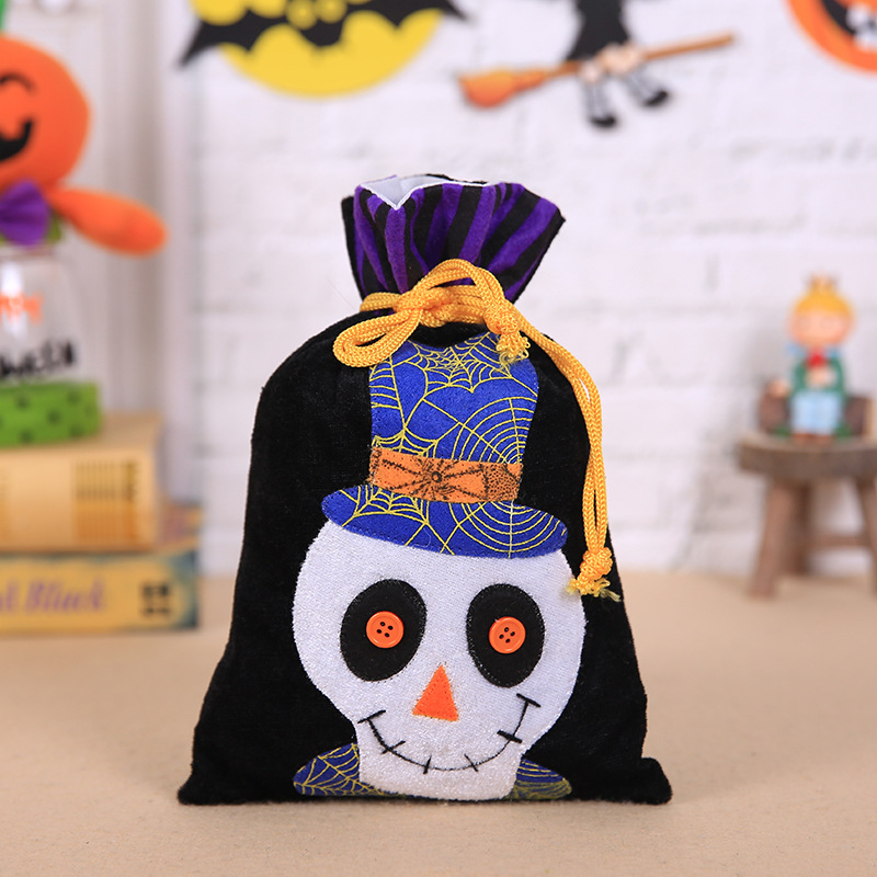 Halloween Decoration Candy Bag Velvet Gift Bag Children's Ghost Festival Portable Pumpkin Witch Bag Party Supplies