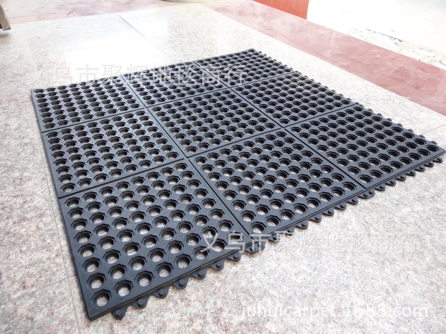 排水橡胶防滑垫