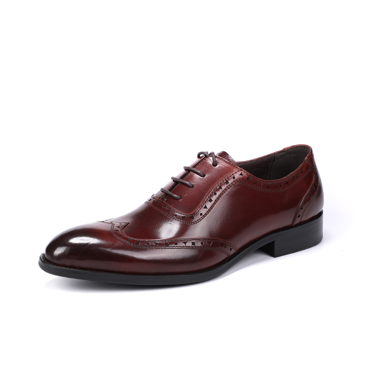 新品男式商务正装皮鞋男系带欧版尖头真皮单鞋结婚鞋大气