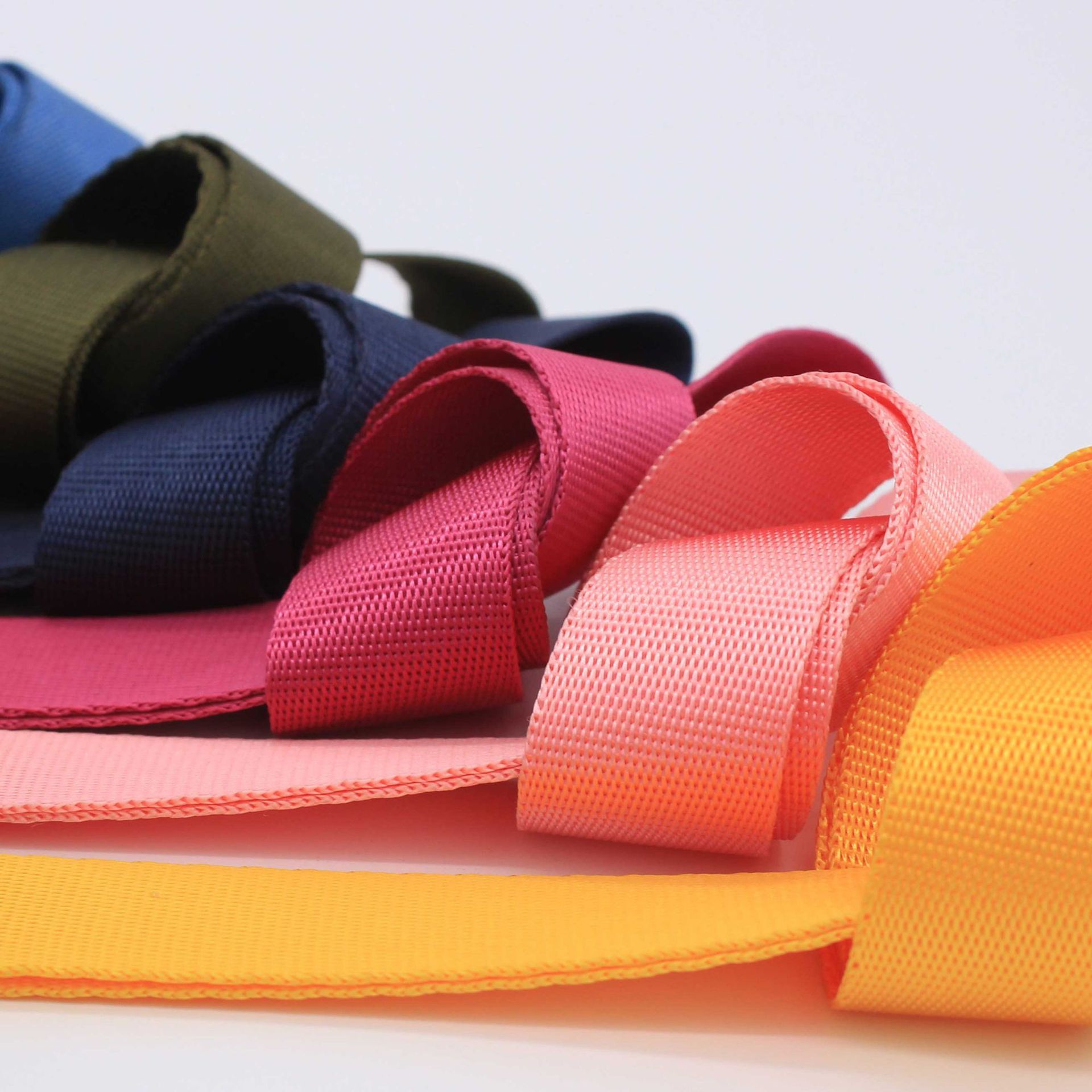 厂家直销 现货销售 量大优惠 新款尼龙织带密纹平纹 环保背带