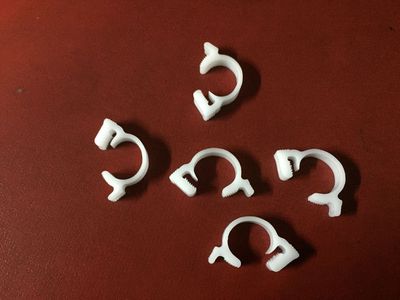 强力a级尼龙塑料喉箍卡箍 白色带齿软管卡环卡夹Φ61.0--Φ64.0mm