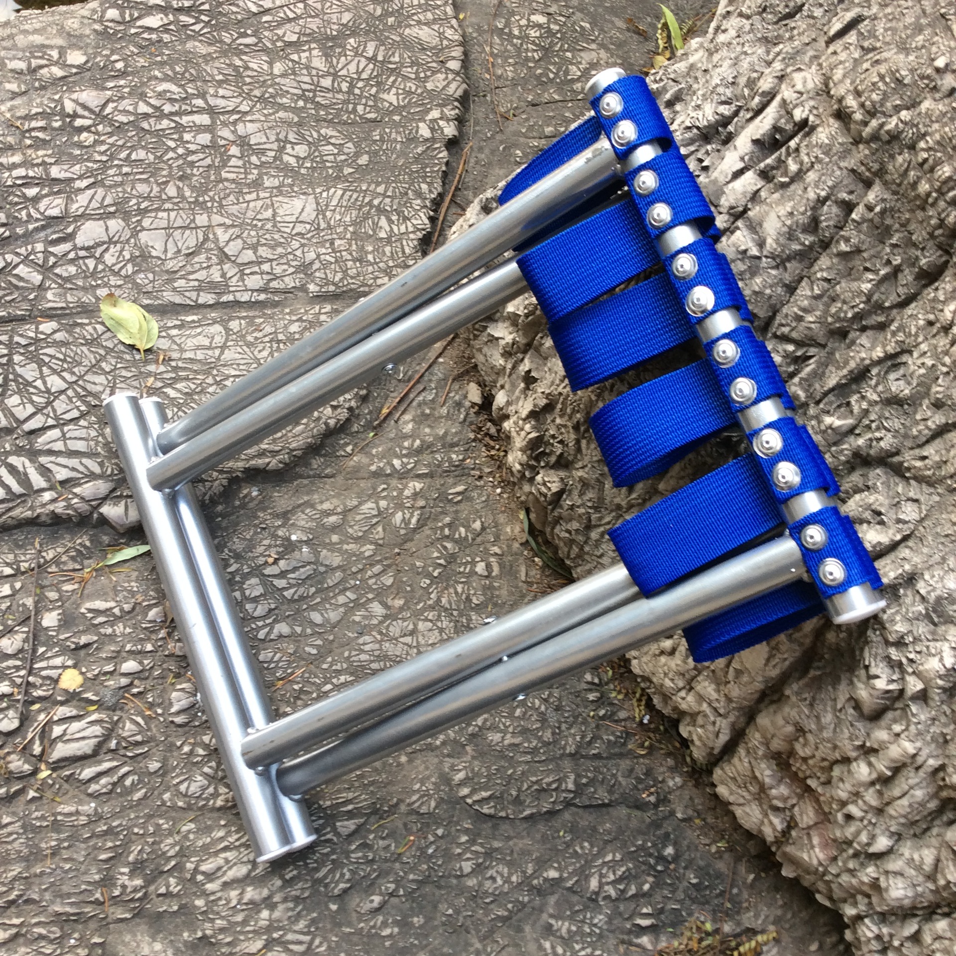 新款折叠圆管马扎便携式折叠马扎子钓鱼凳子户外火车小板凳