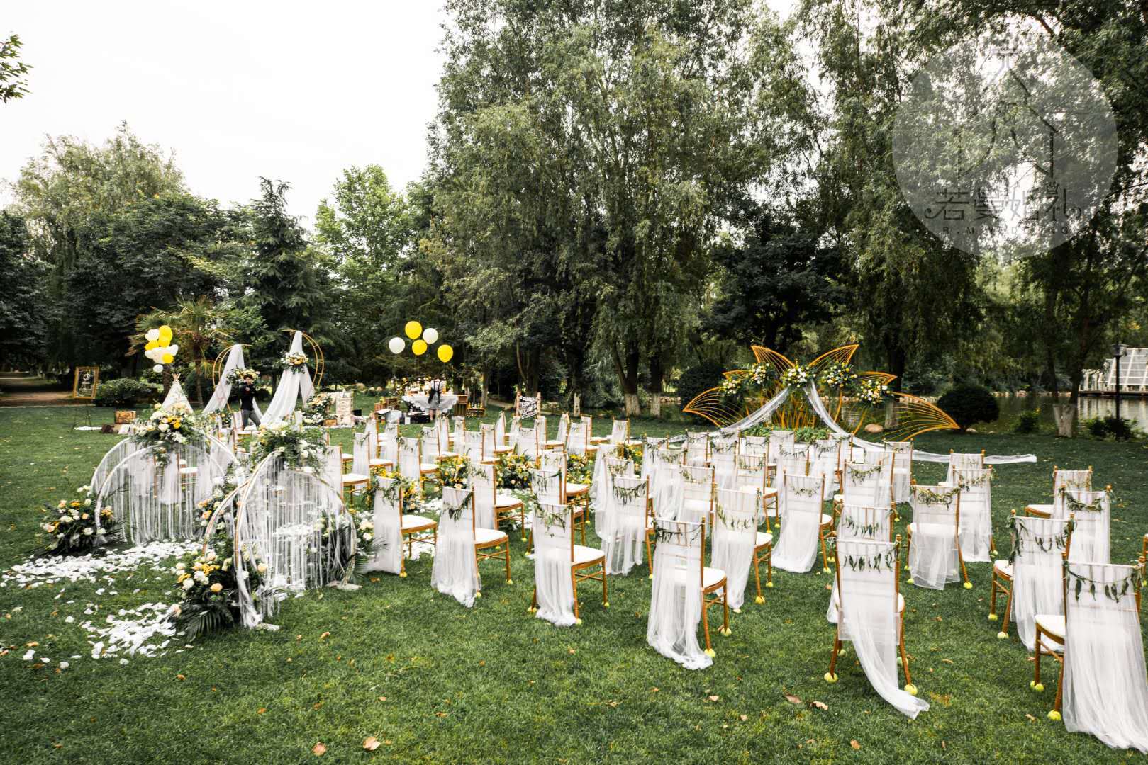 定制批发竹节椅金属婚礼椅酒店家具椅子户外亚克力椅子