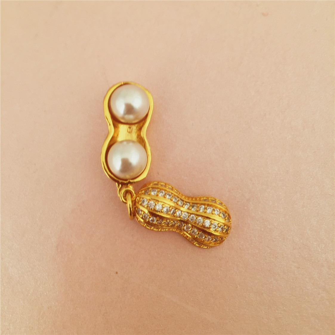 厂家批发黄铜仿黄金淡水珍珠花生吊坠越南沙金项链微镶钻女款项坠