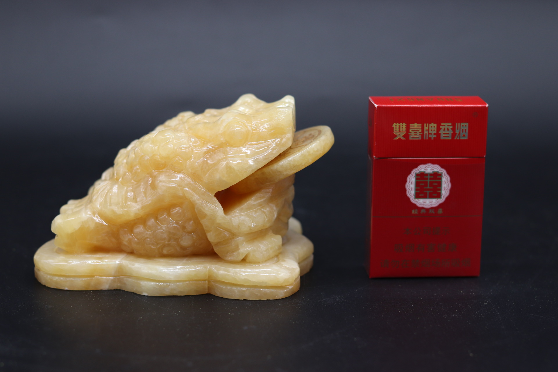 天然15cm长米黄玉金蟾三脚蟾摆件工艺品玉雕纳财风水用品金钱满屋