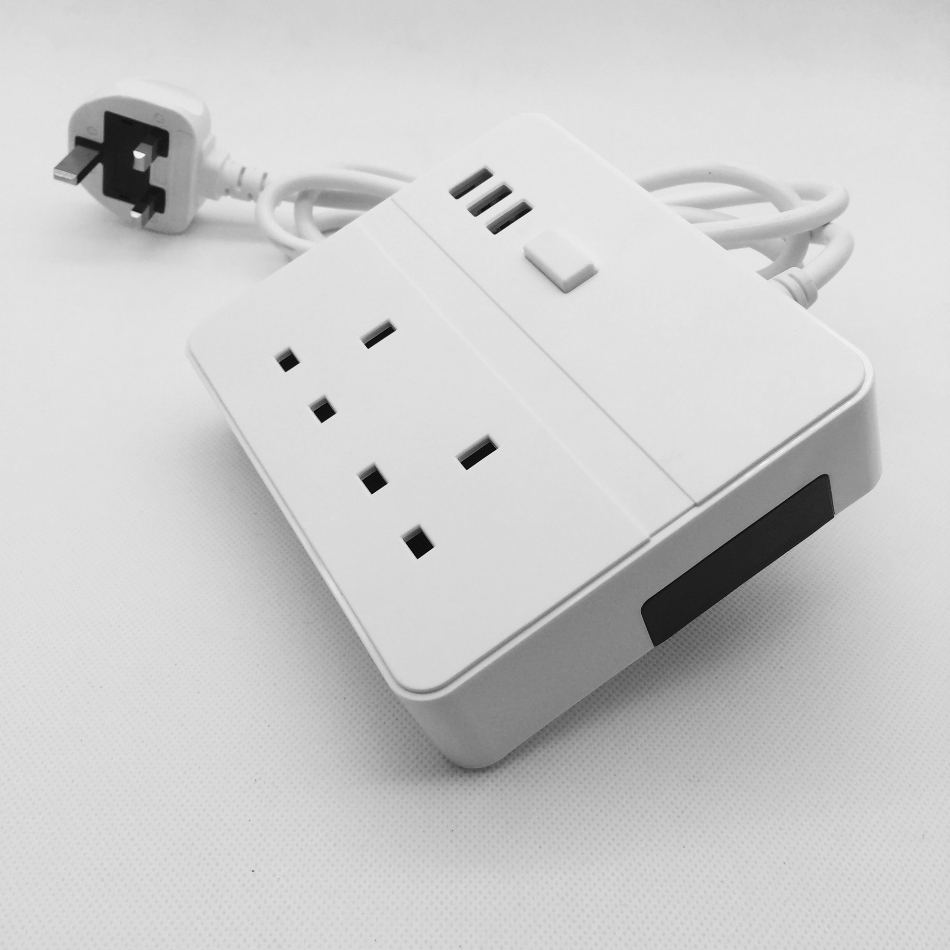 东莞厂家货源英规式多功能智能插线板家用外贸开关usb适配器插座