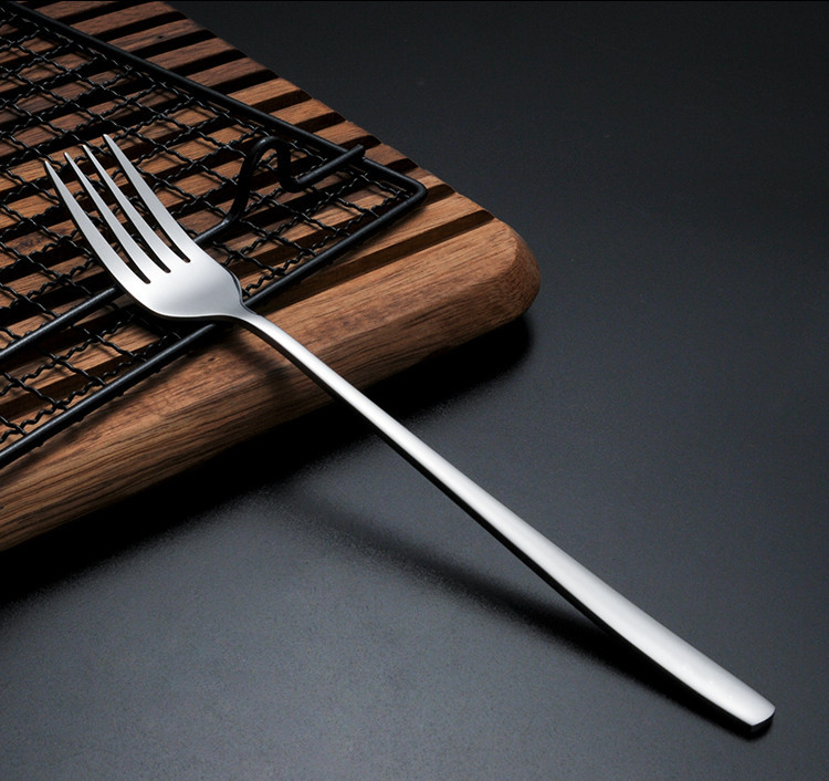 304不锈钢餐叉子水果沙拉成人牛排叉西餐餐具主餐叉创意甜品叉子