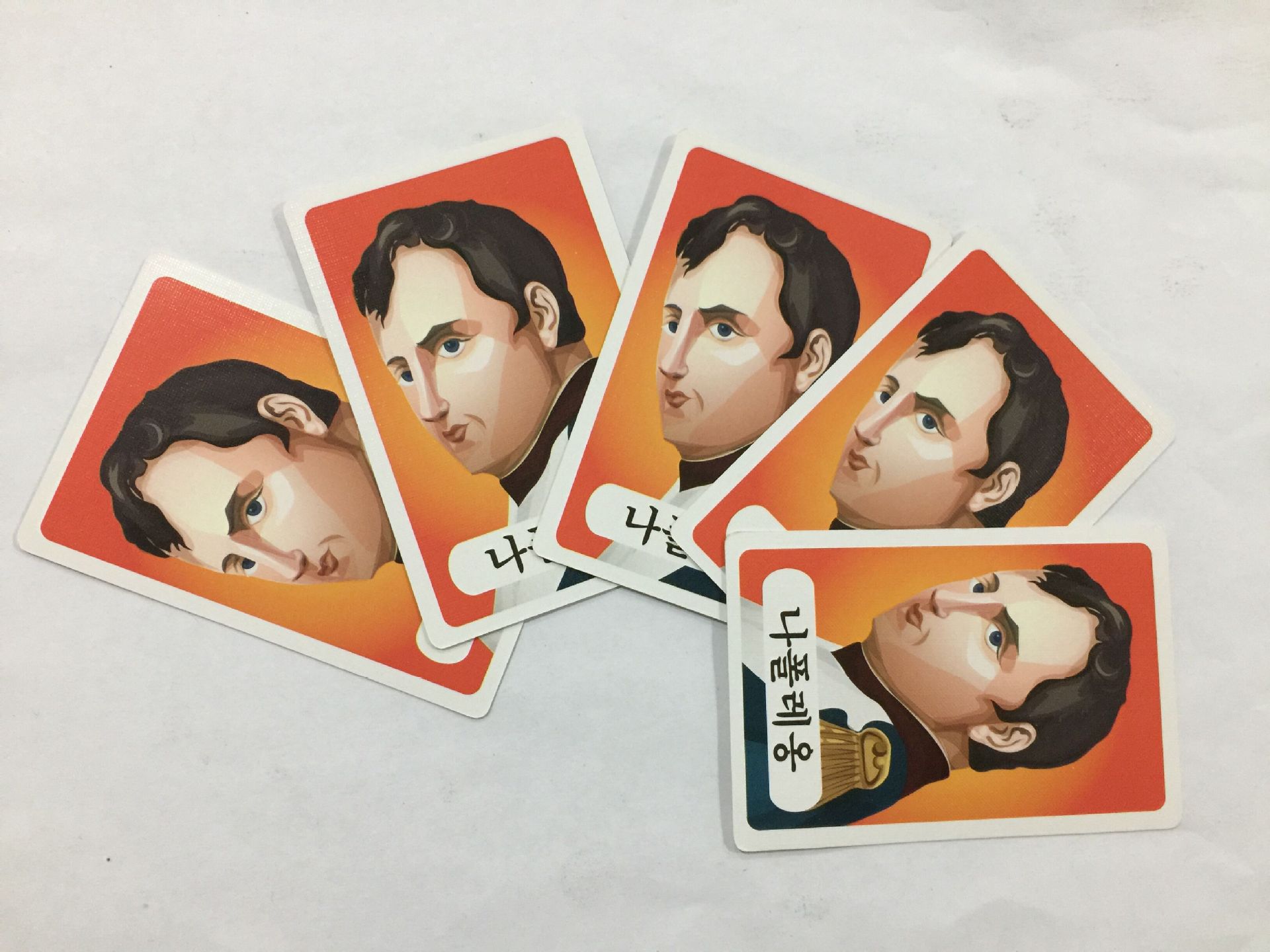 厂家供应香港十五湖纸牌,双龙双鱼牌,扑克牌定做