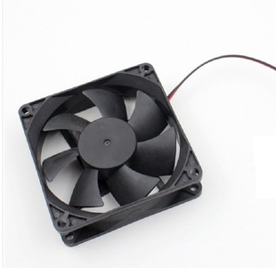 电源风扇 大4p接口 8025含油 8厘米电脑机箱散热风扇静音8cm