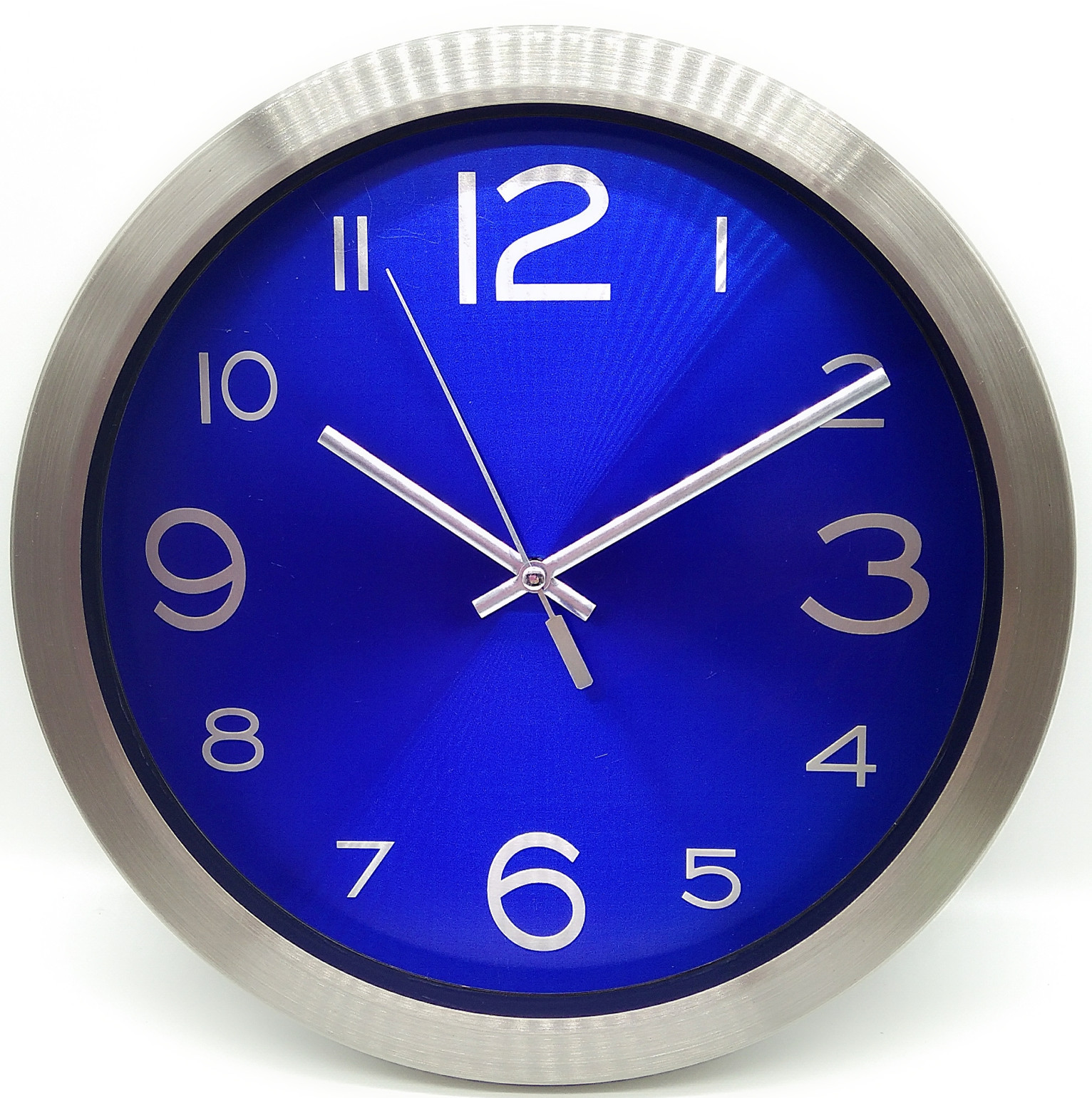 高品质挂钟 12寸石英钟简约卧室静音金属钟不锈钢钟厂家直销订制