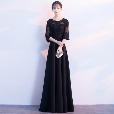许晴蕾丝长裙高贵温婉 春夏v领礼服尽显好身材快娱闻速播报 1'4