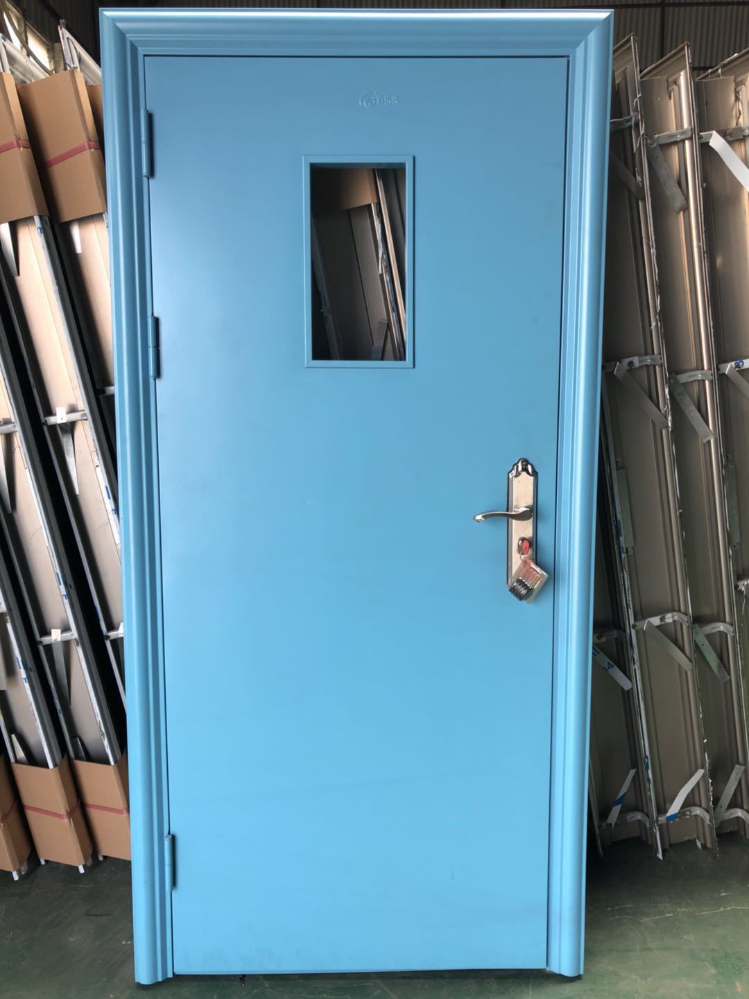 佛山厂家钢质复合彩钢板门 木纹色钢质门 学校教室宿舍门