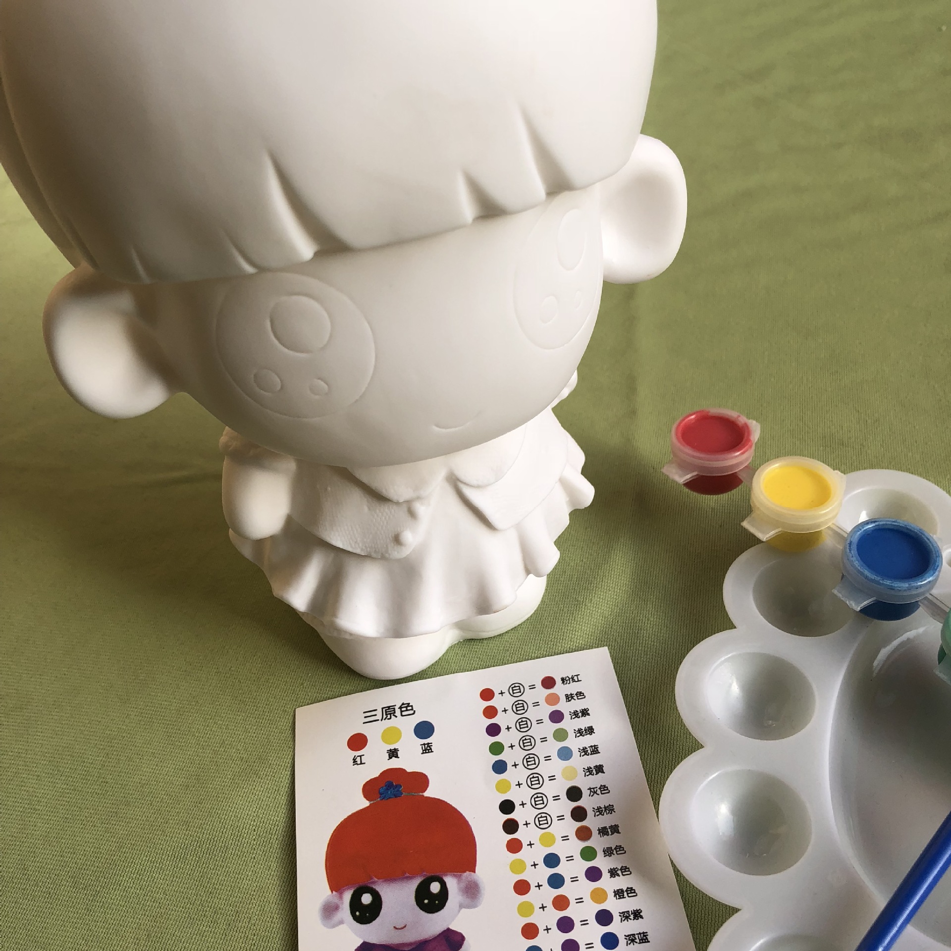 d-3红发女孩存钱罐摔不坏石膏娃娃搪胶娃娃彩绘玩具儿童白坯涂色