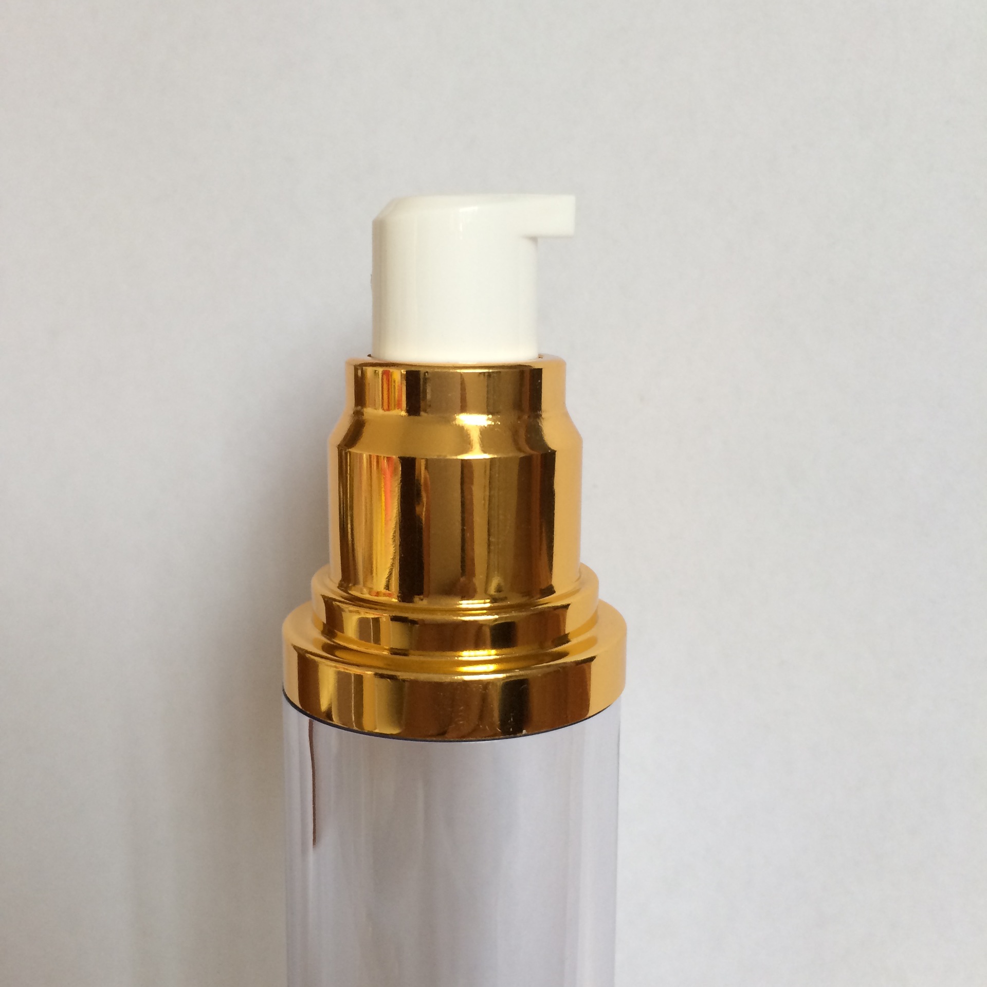 50毫升金色滚砂效果化妆品abs瓶子真空乳液瓶 金色银色有现货