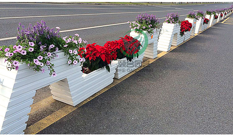 颐合供应铝合金高跟鞋花箱道路pvc隔离花箱支持定做