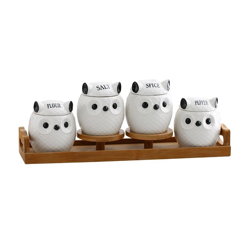 New Owl Sealed Jar Creative Cute Restaurant Kitchen Seasoning Salt and Sugar Ceramic White Seasoning Jar Set